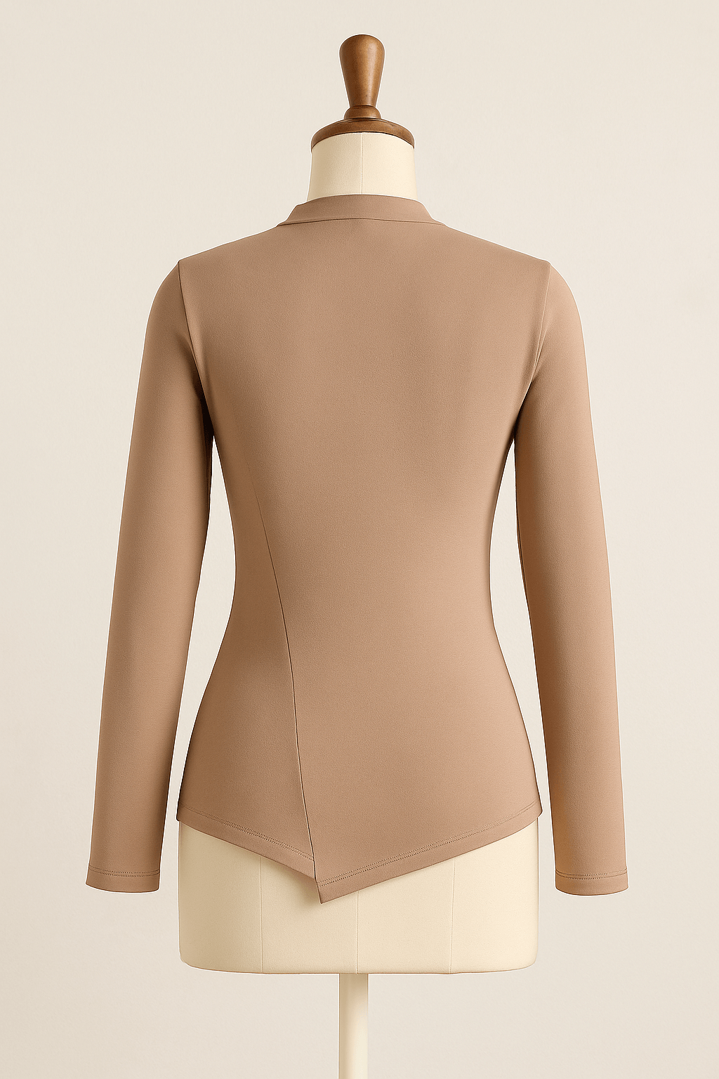 “Aarzaa” - where effortless grace meets modern elegance, crafted for the woman who shines in simplicity. 🌸 - The Madhu“Aarzaa” - where effortless grace meets modern elegance, crafted for the woman who shines in simplicity. 🌸